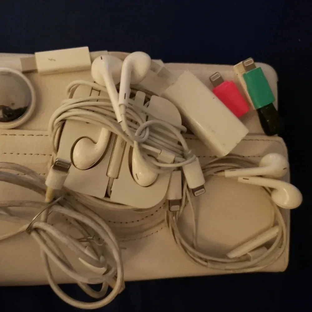 Ipod/iPhone accessories